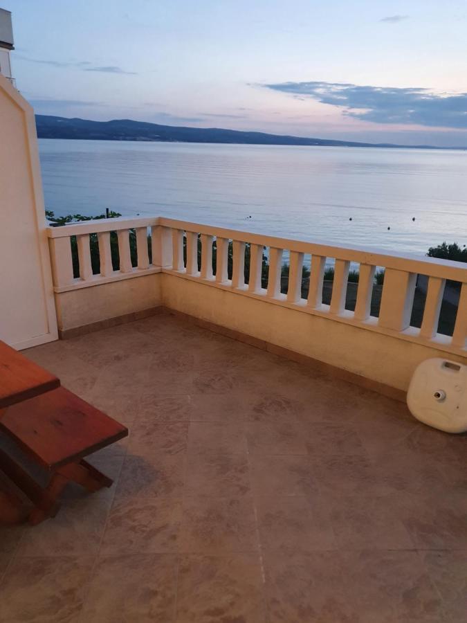 Apartments Kalajzic Омиш Экстерьер фото