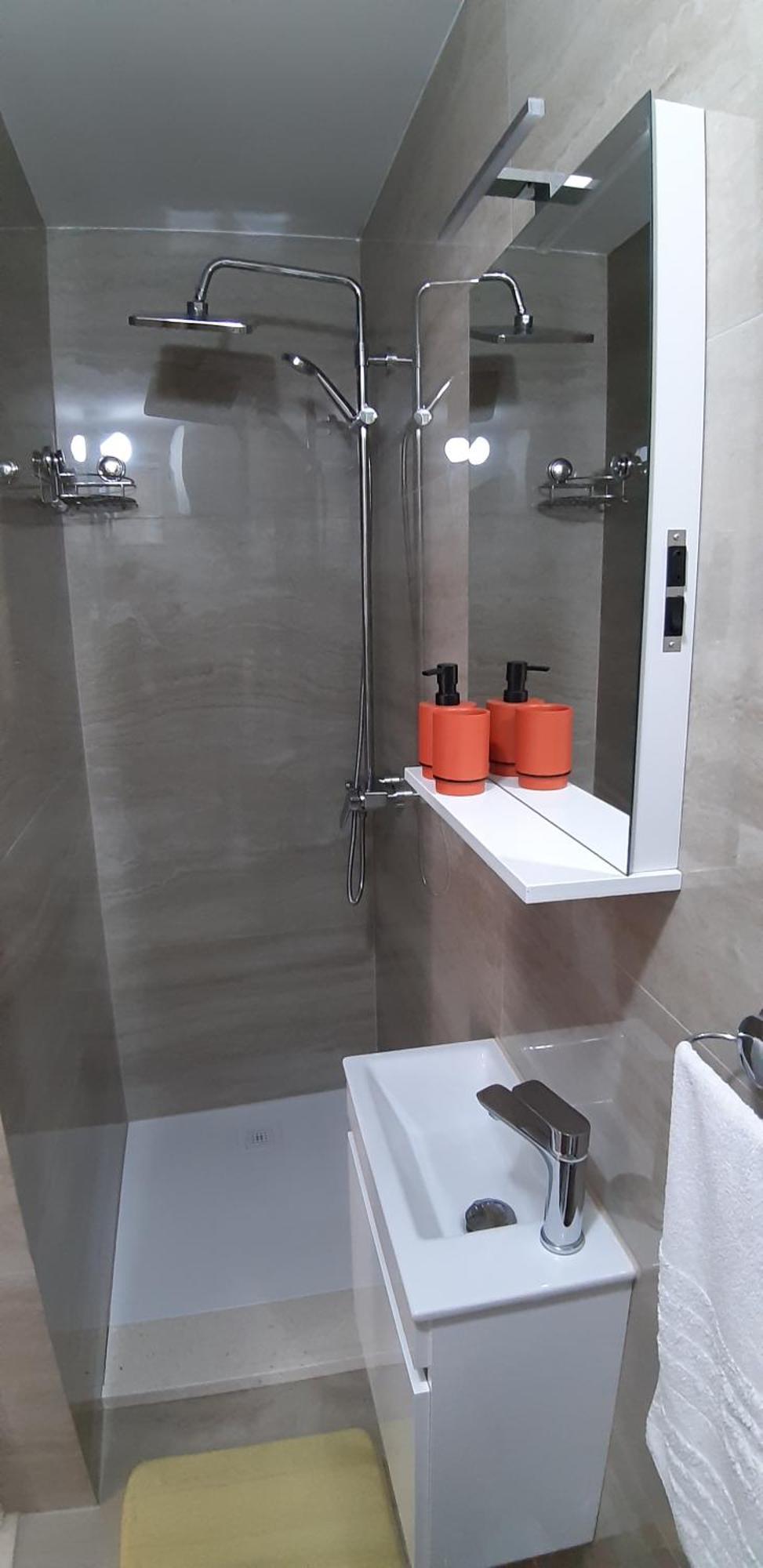 Apartments Kalajzic Омиш Экстерьер фото